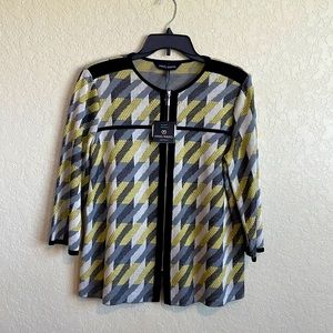 Ming Wang classic, elegant fit. Never worn